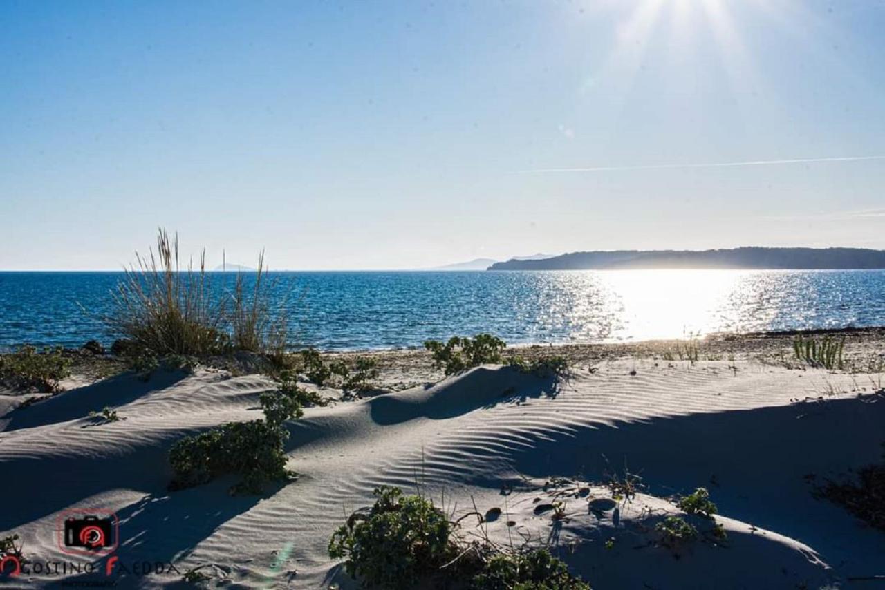 Casa Vacanza Le Dune Villa Sant'Anna Arresi Eksteriør billede